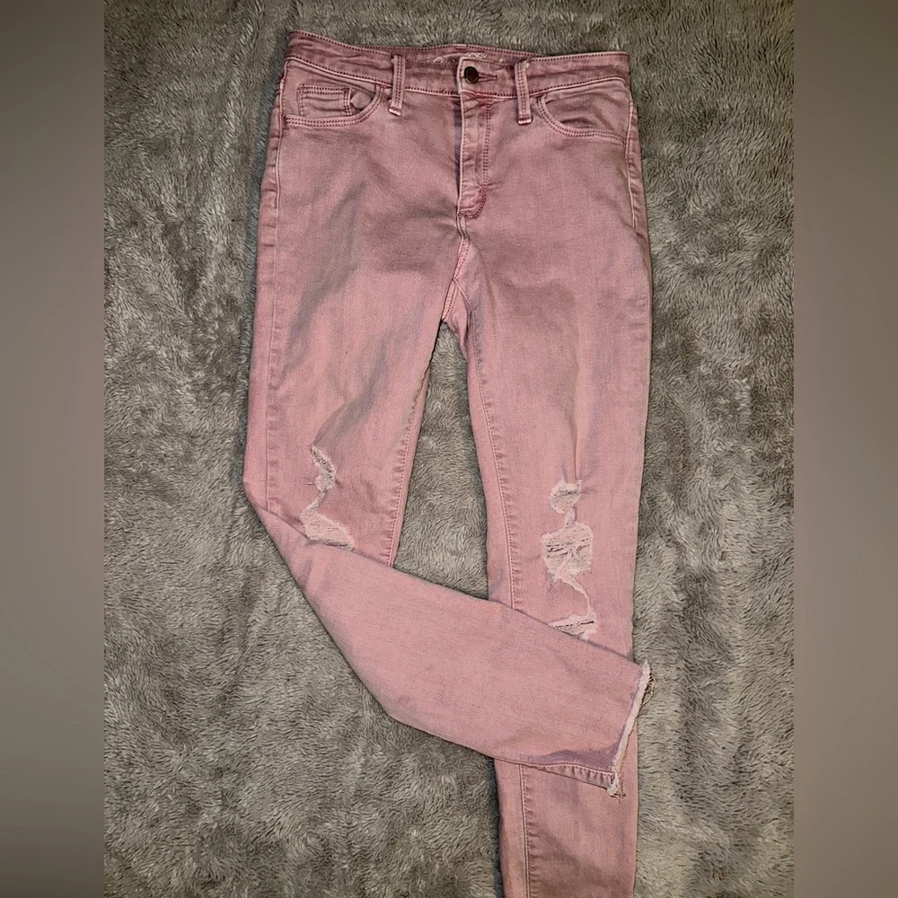 High Rise Universal Thread Jeans - Picture 1 of 6